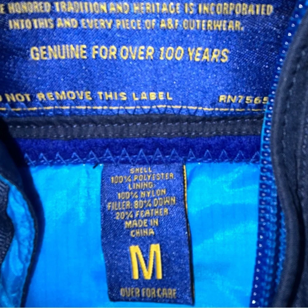 Abercrombie & Fitch‎ down puffer vest men’s size M - Picture 7 of 7